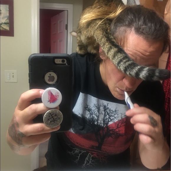 Meet your Posher, Janine - Picture 7 of 8